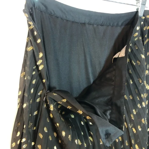 CHICOs Black & Metallic Gold A-Line Knife Pleat Midi Skirt - Picture 6 of 7